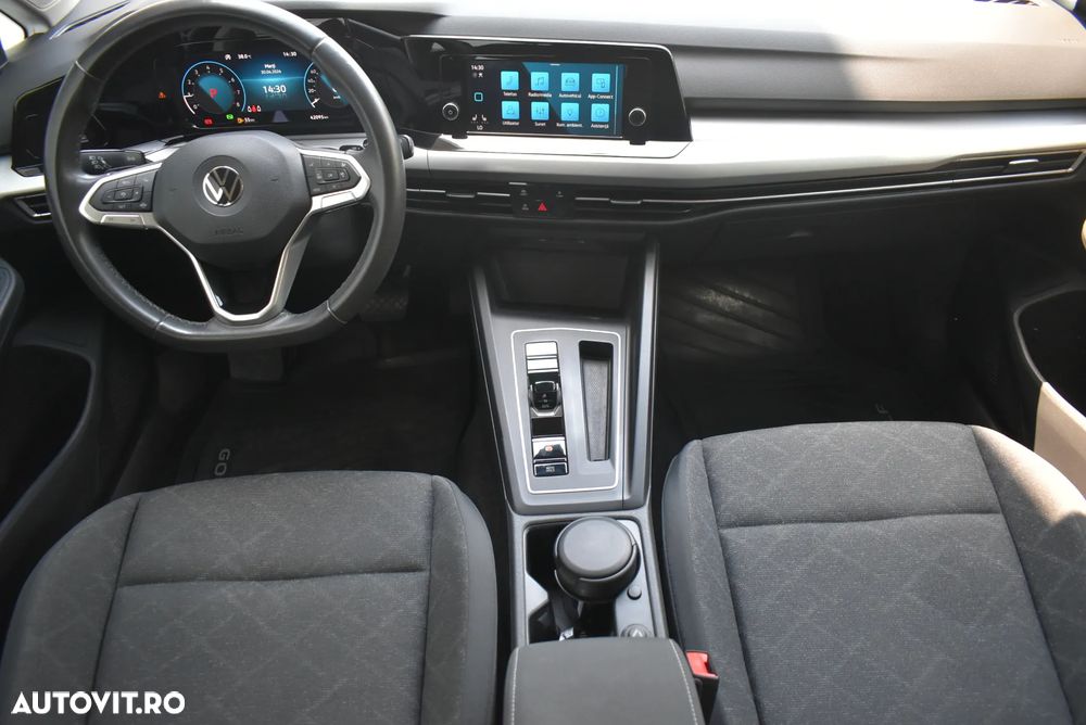 Volkswagen Golf 1.0 eTSI DSG MHEV Life - 15