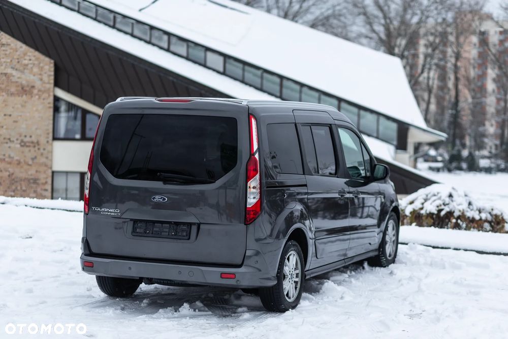 Ford Tourneo Connect - 22