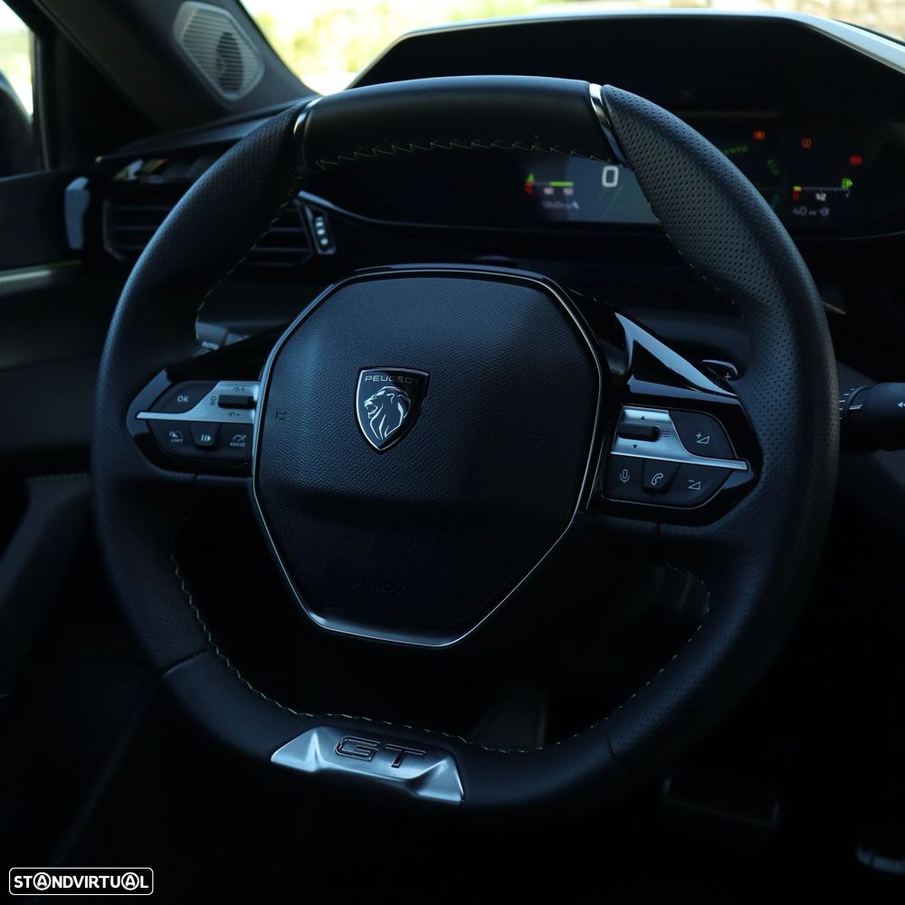 Peugeot 408 1.2 PureTech GT EAT8 - 18
