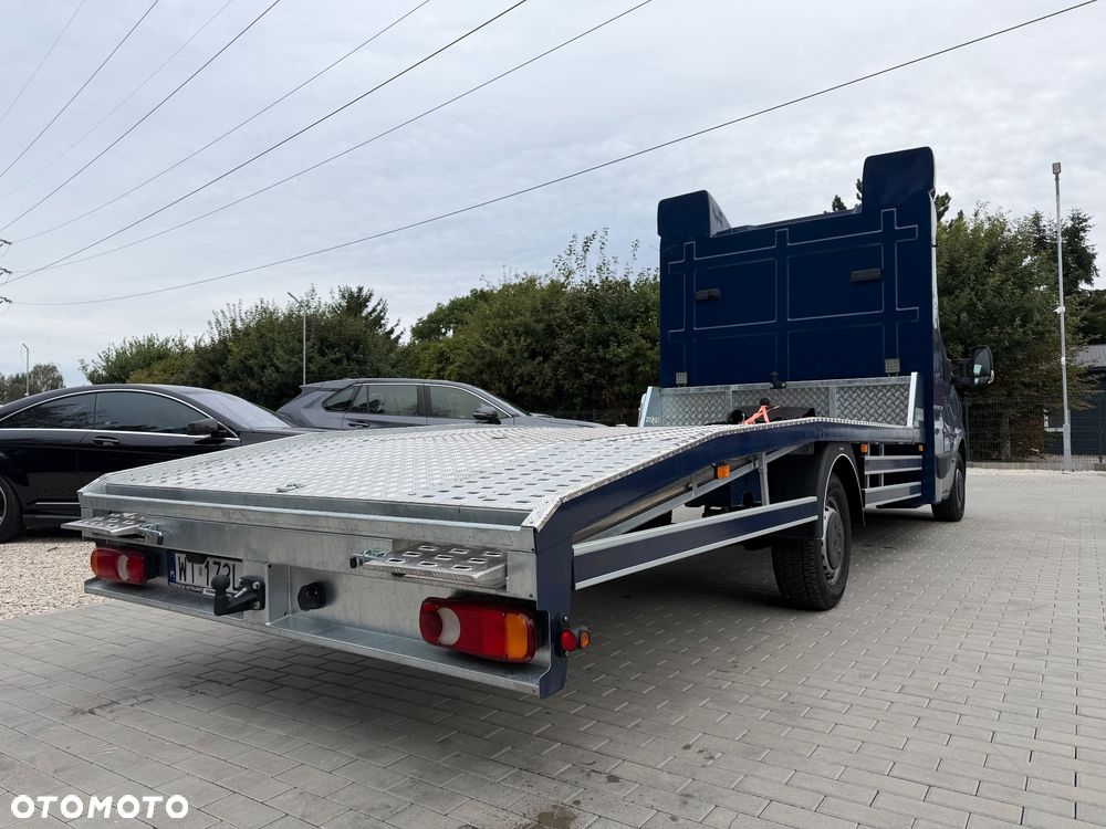 Renault - 8