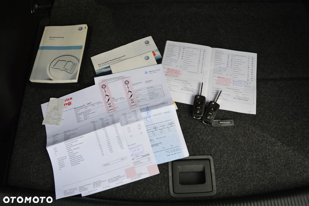 Volkswagen Golf 1.6 Comfortline - 22