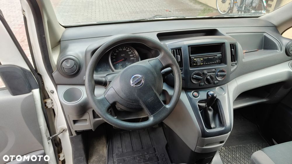 Nissan NV 200 - 6