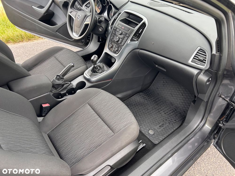 Opel Astra - 12