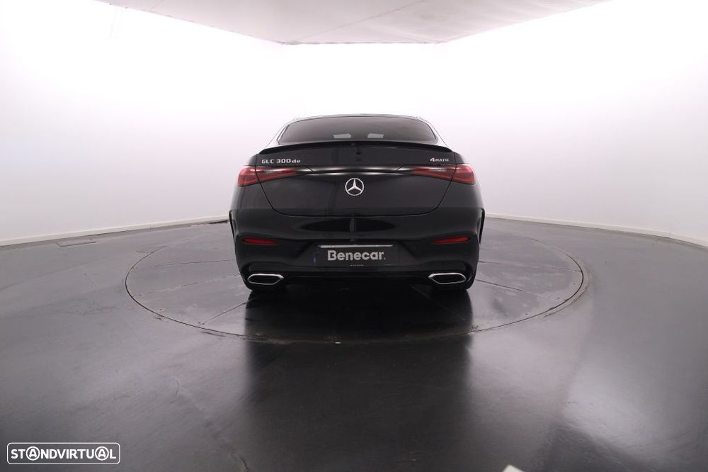 Mercedes-Benz GLC 300 de Coupe 4Matic - 6