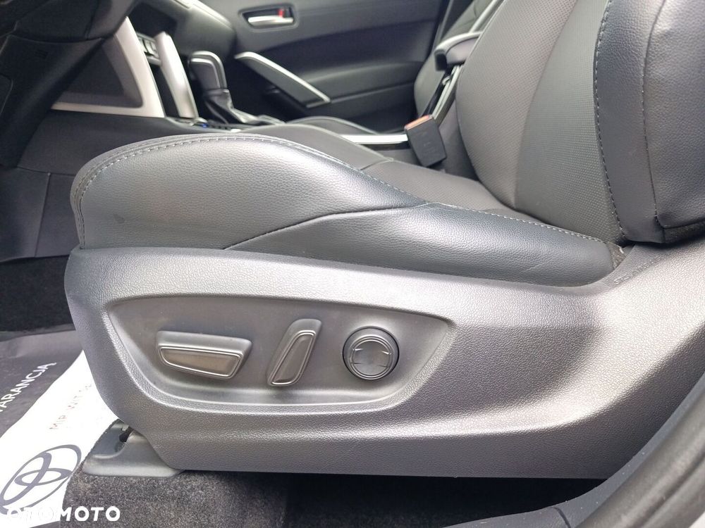 Toyota Corolla Cross 2.0 Hybrid Executive - 27