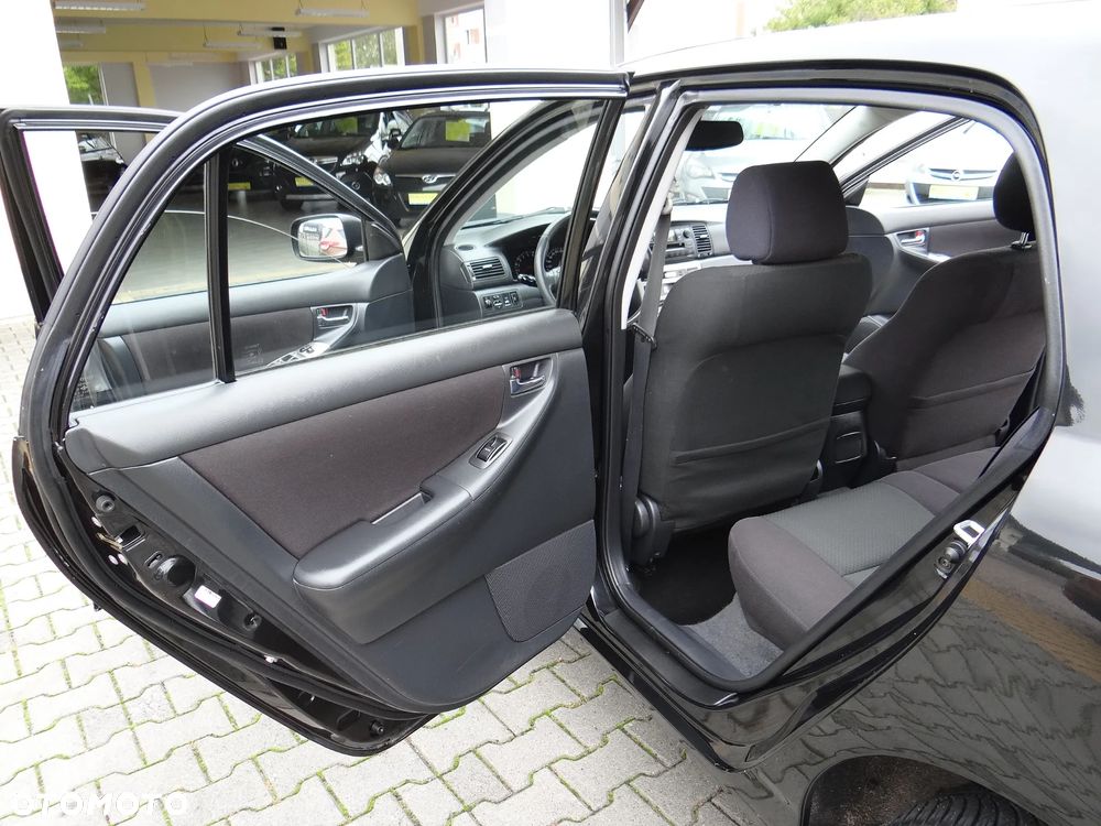 Toyota Corolla 1.4 VVT-i Sol - 37