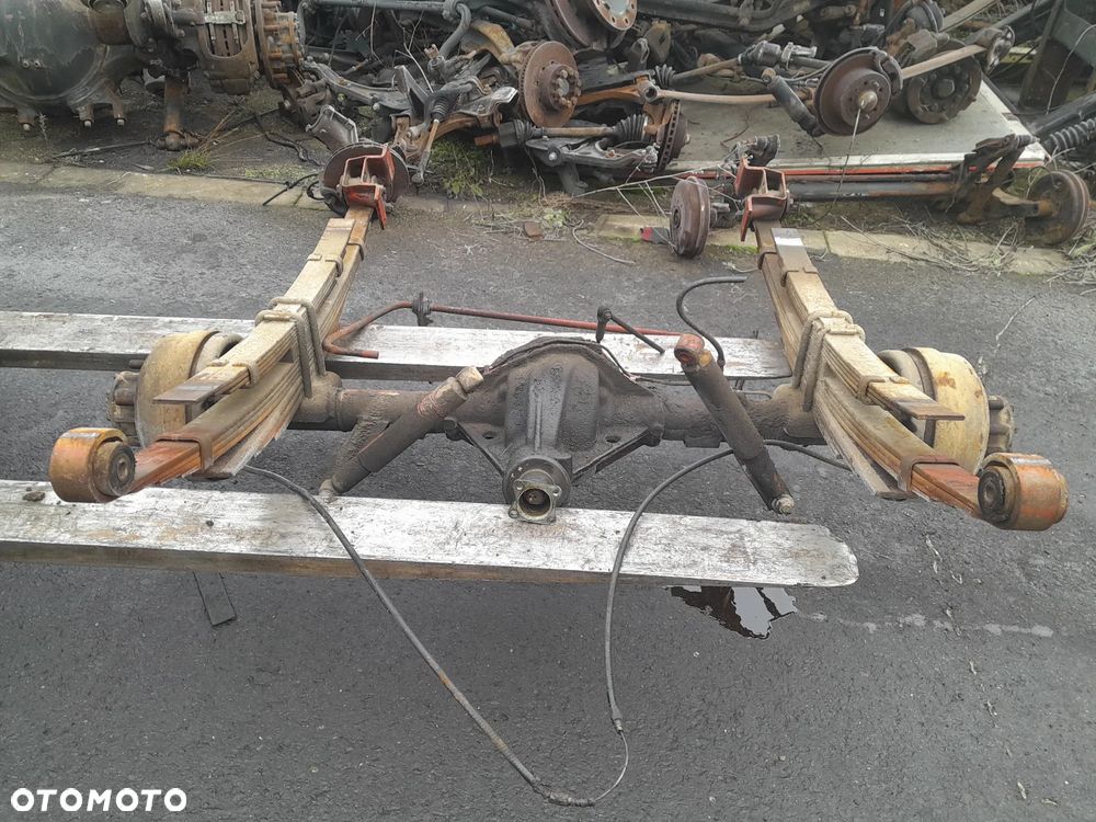 Tylny most Iveco Daily 35C8 !! 1992-1996r. BEZ RESORÓW !! NA BĘBNACH !! 2.5 TDI - 1