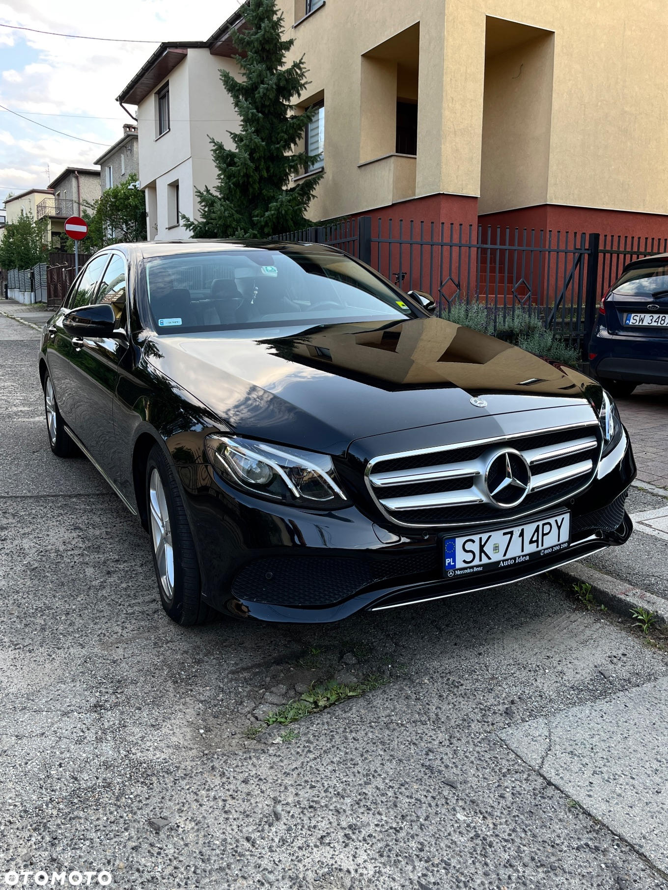 Mercedes-Benz Klasa E 200 d 9G-TRONIC - 2