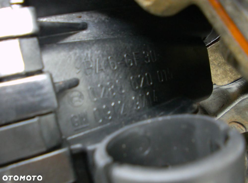 Silnik Opel 1.2 Z12xe części głowica wtryski kolektor - 11