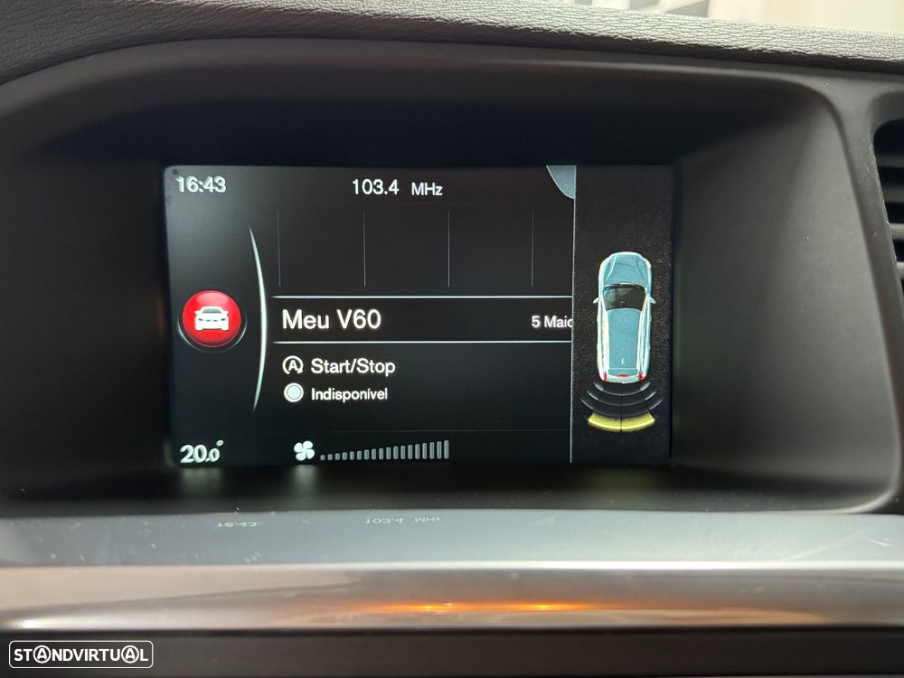 Volvo V60 D2 Momentum - 34