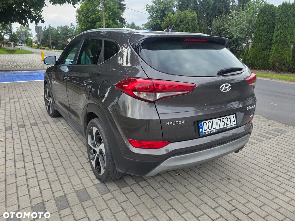 Hyundai Tucson - 4