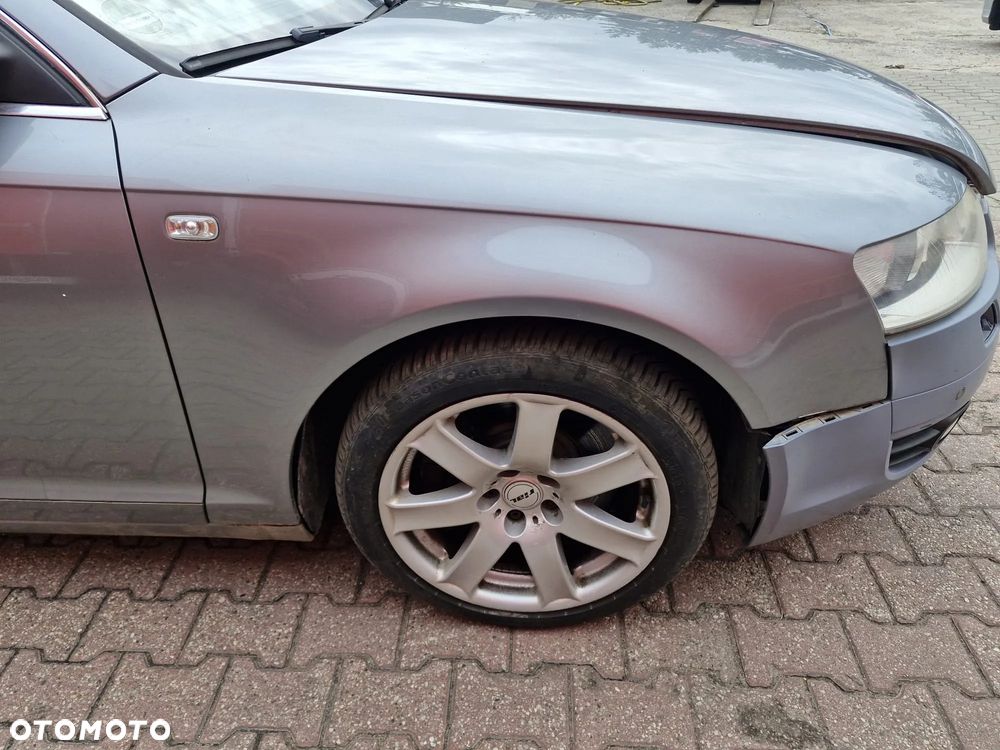 Błotnik lewy prawy przód przedni LY7G Audi A6 C6 części