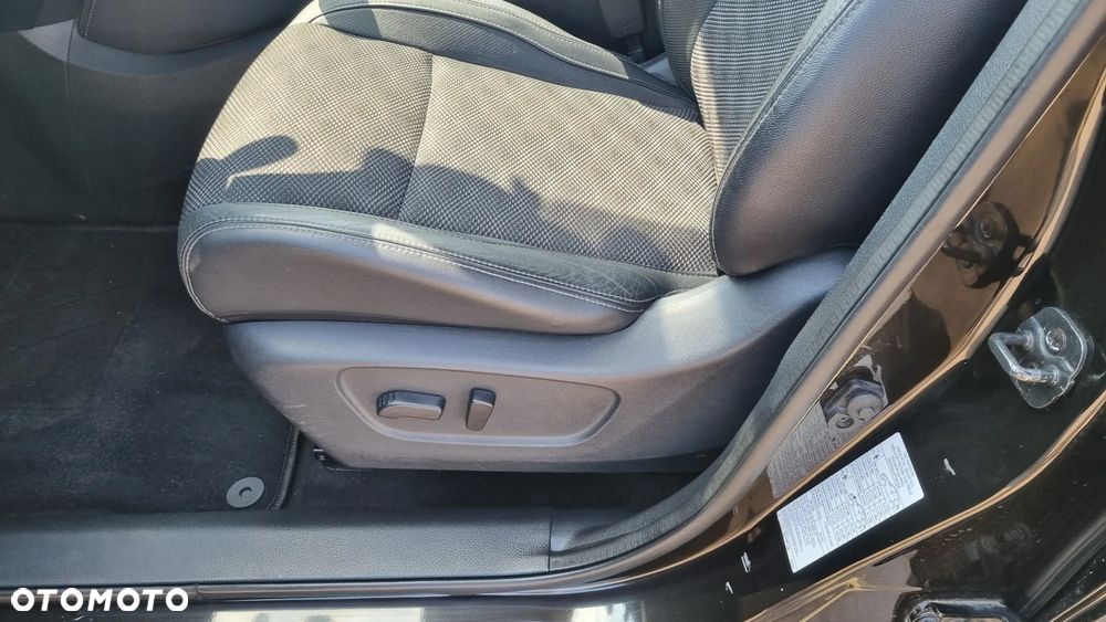 Nissan Qashqai 1.6 DCi ALL-MODE 4x4i TEKNA - 36