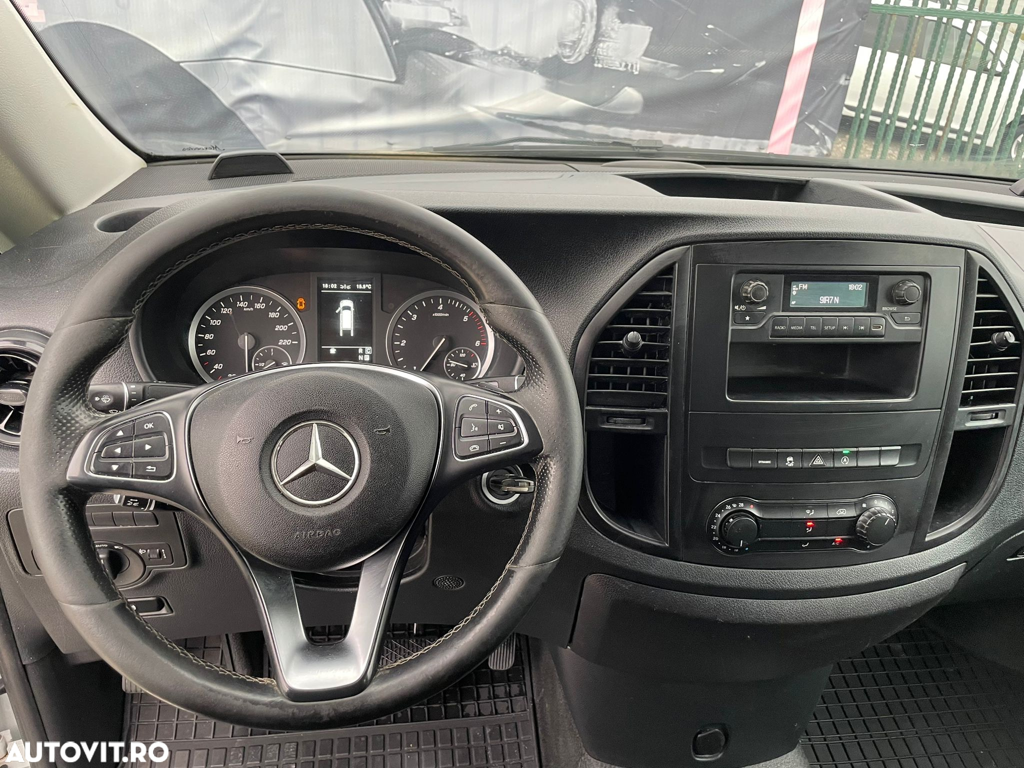 Mercedes-Benz Vito 4x4 6 LOCURI LUNG AUTOMAT - 19