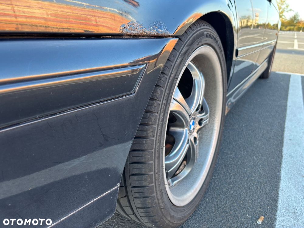 BMW Seria 5 525i - 18