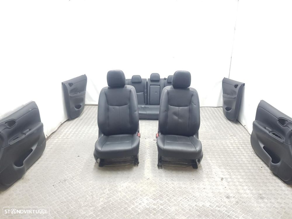 CONJUNTO COMPLETO DE BANCOS NISSAN PULSAR C13M - 1