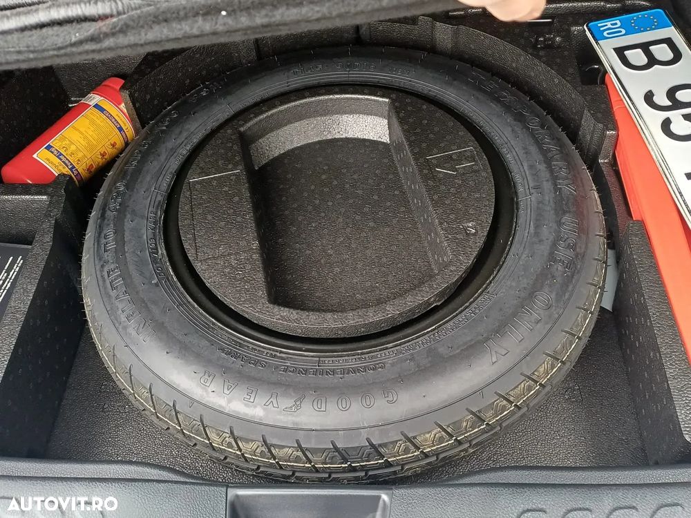 Toyota C-HR 1.8 HSD 122 CP 4x2 CVT C-enter - 7