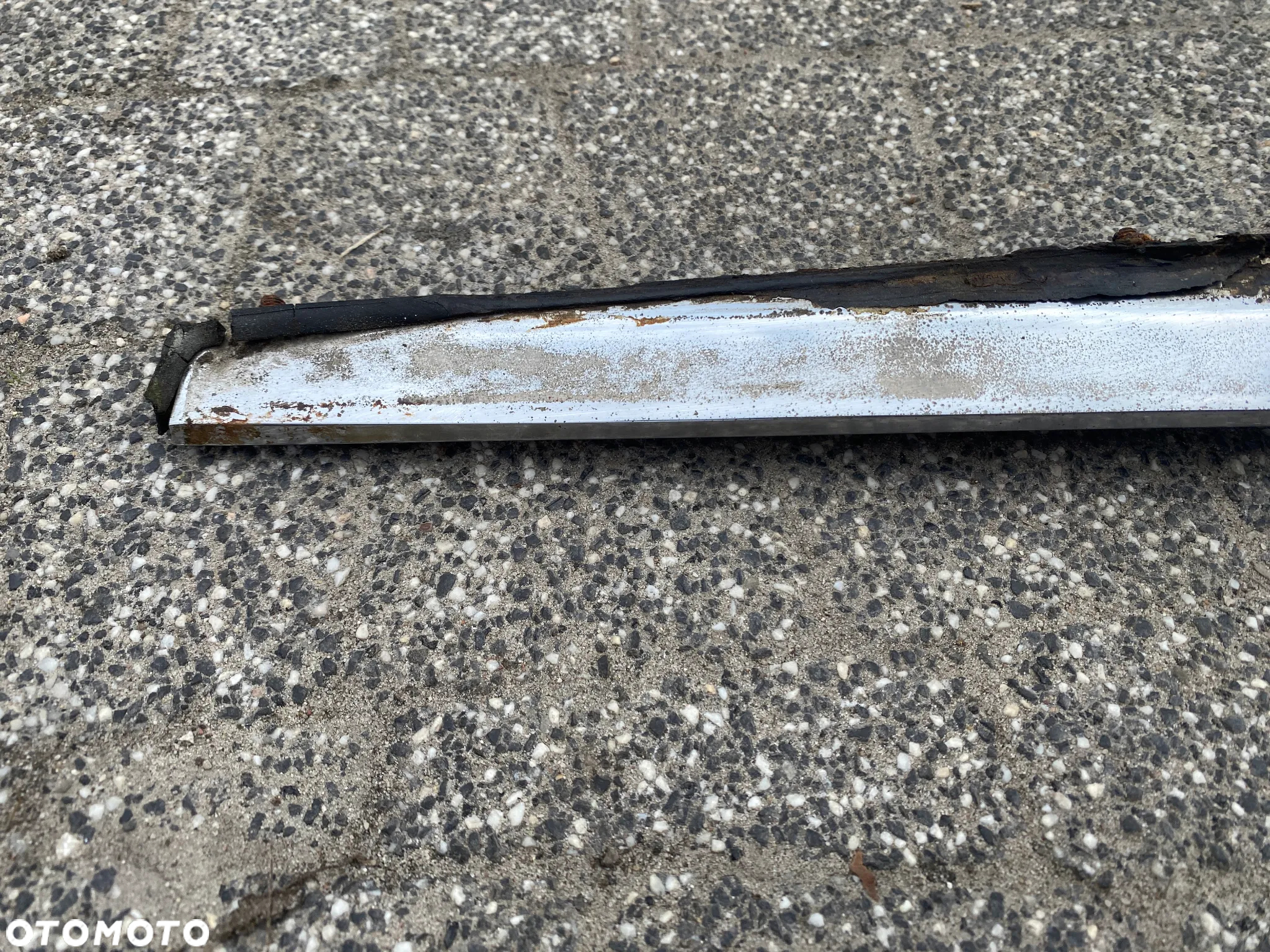Listwa chrom tył pod klapę Mercedes-Benz SL SLC W107 C107 R107 - 2