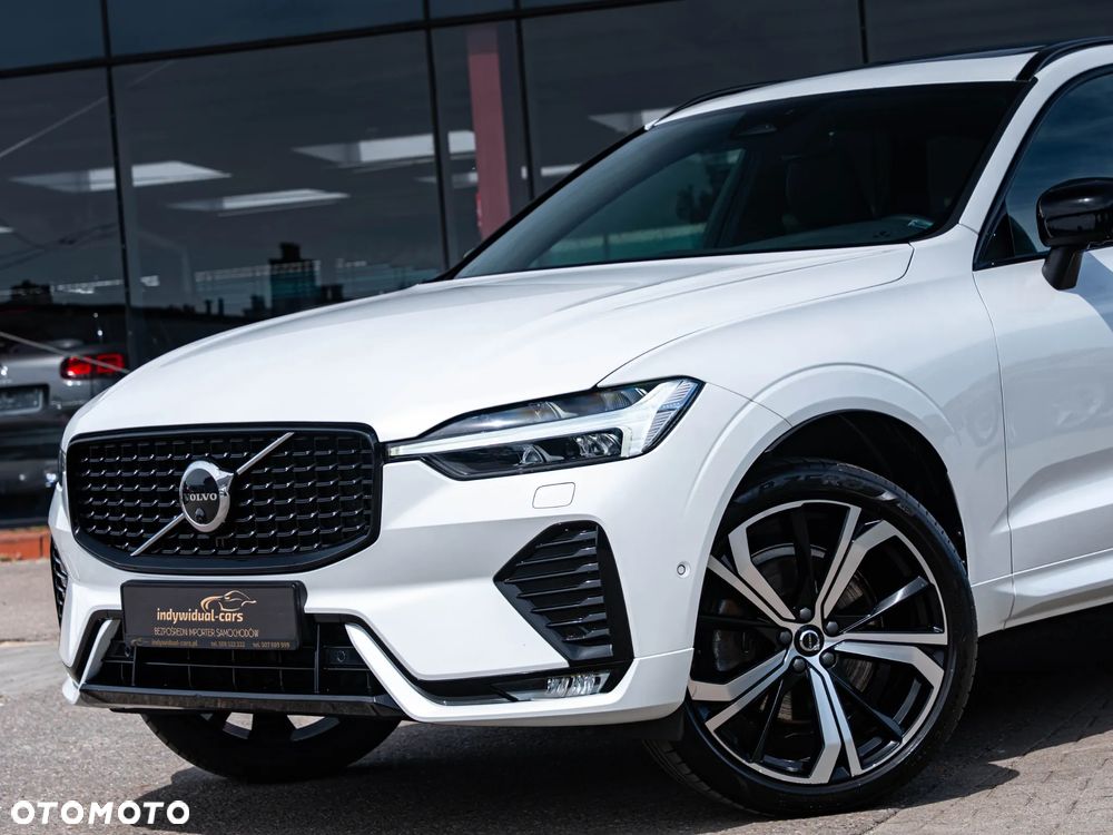Volvo XC 60 B4 B Plus Dark - 8
