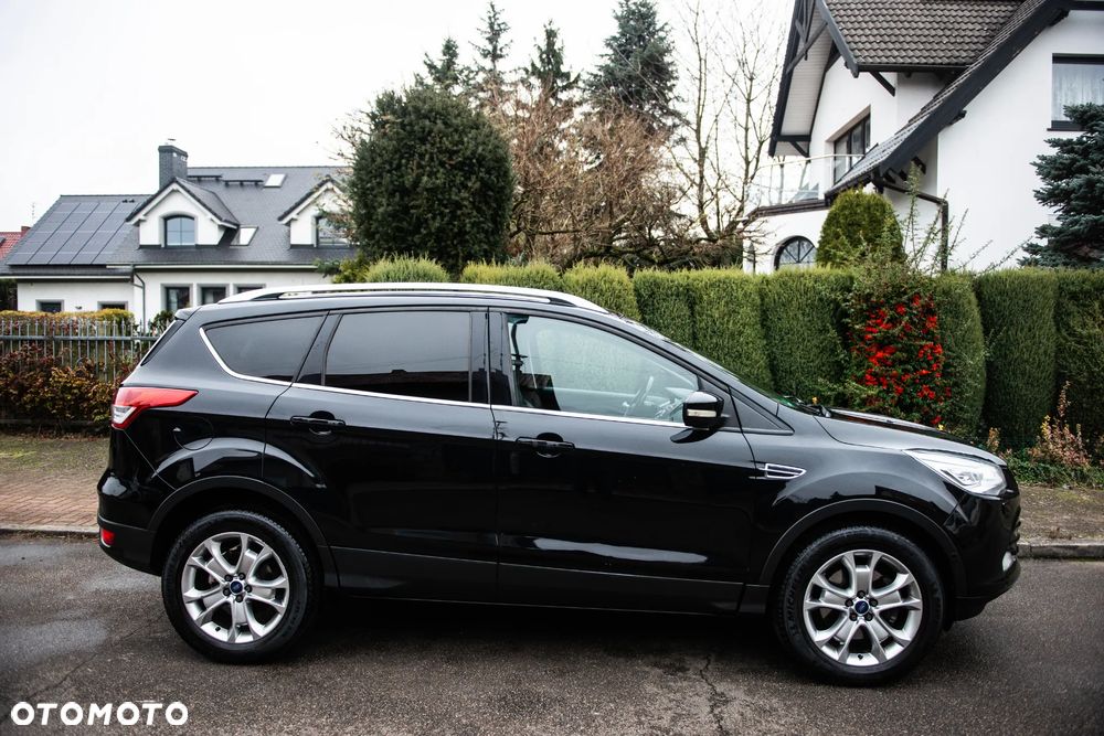 Ford Kuga 2.0 TDCi 4x4 Titanium - 4
