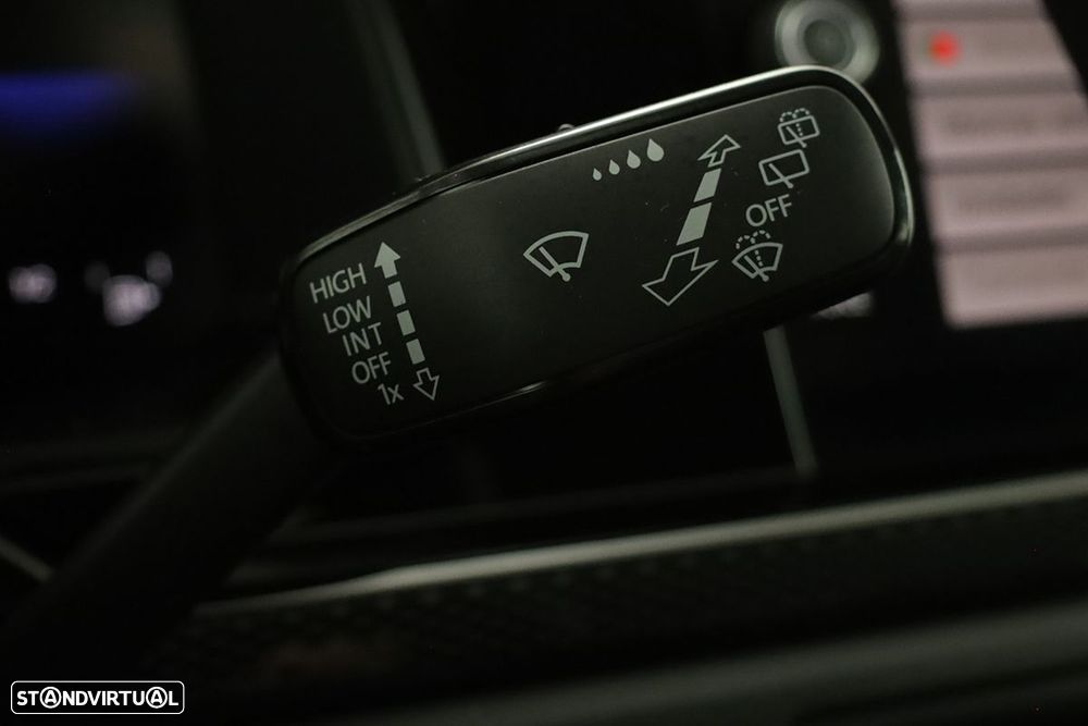 VW Taigo 1.0 TSI Urban DSG - 17