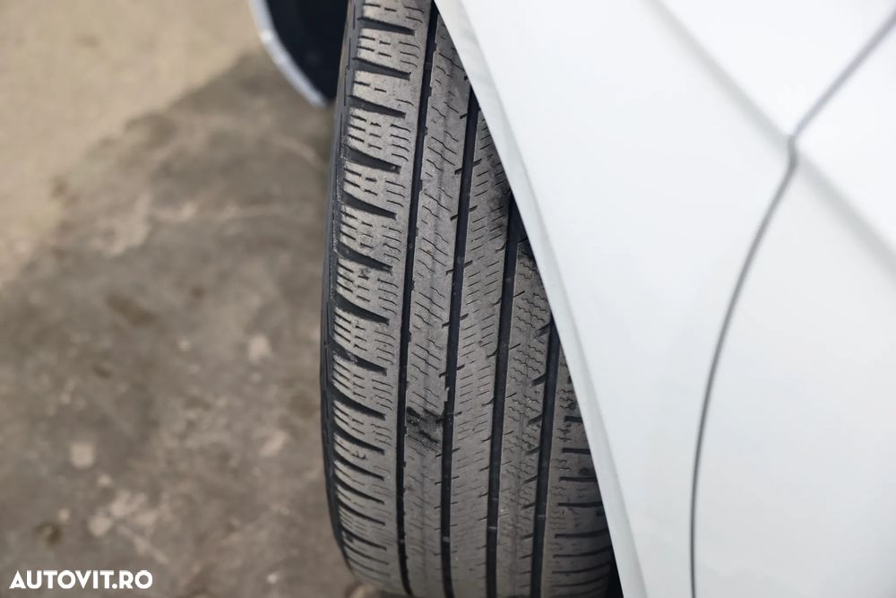 Volkswagen Passat 1.6 TDI Comfortline - 33