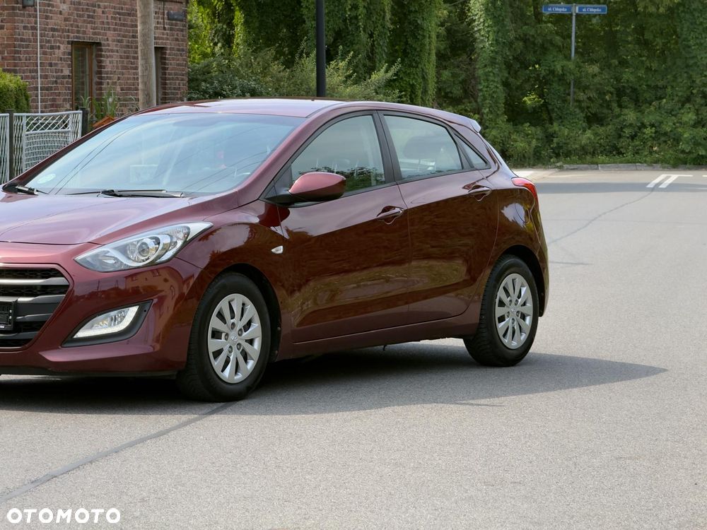Hyundai i30 blue 1.6 CRDi Style - 4