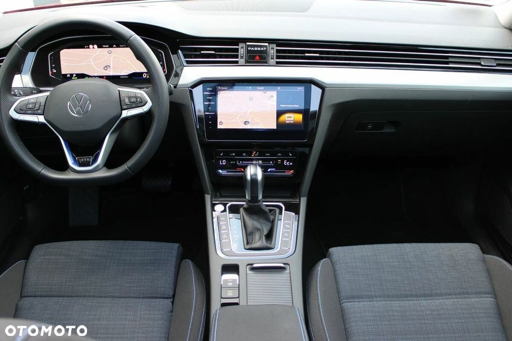 Volkswagen Passat Variant - 11