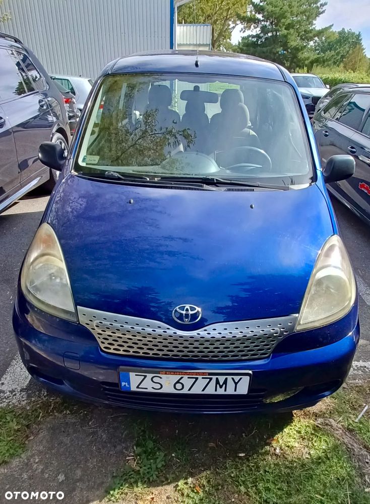 Toyota Yaris Verso 1.3 Luna - 4