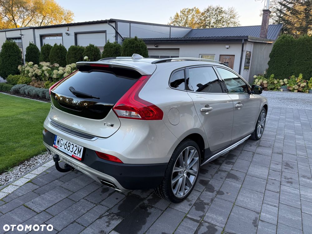 Volvo V40 Cross Country T5 AWD Geartronic Summum - 6