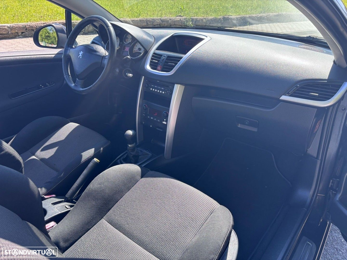 Peugeot 207 CC 1.6 HDi FAP - 9