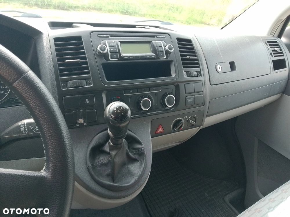 Volkswagen Transporter L2H1 - 15