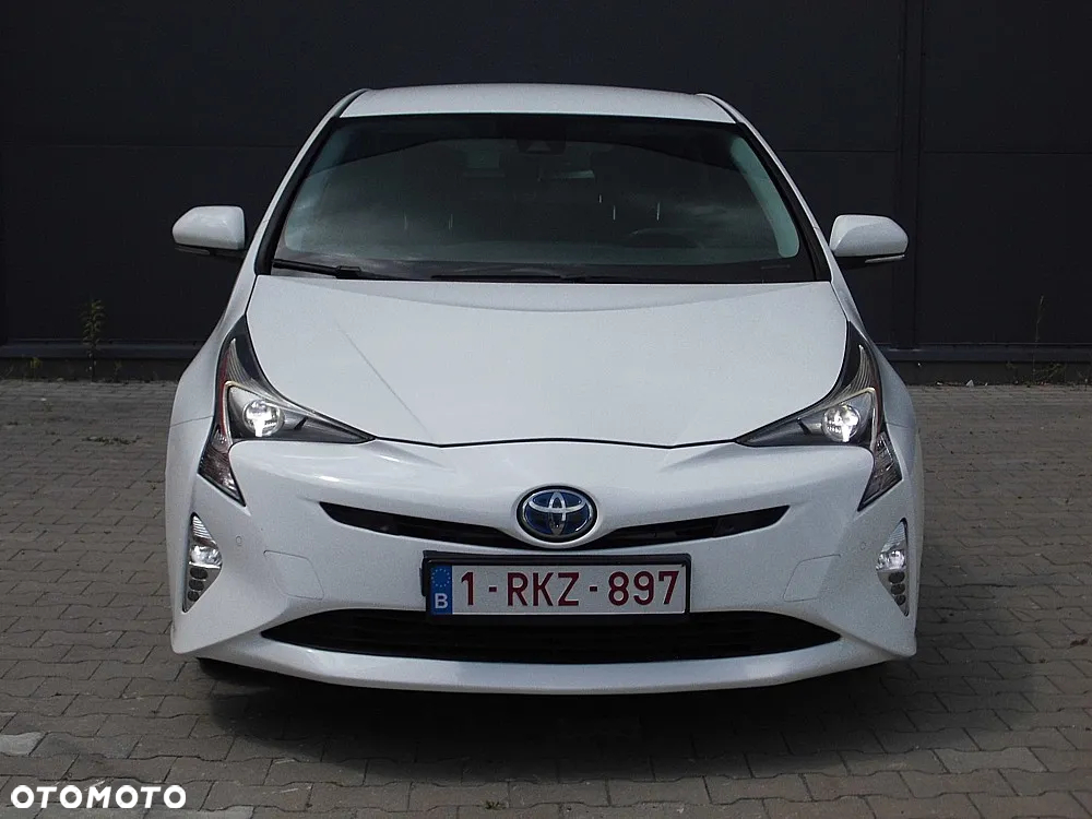 Toyota Prius 1.8 HSD Active - 21