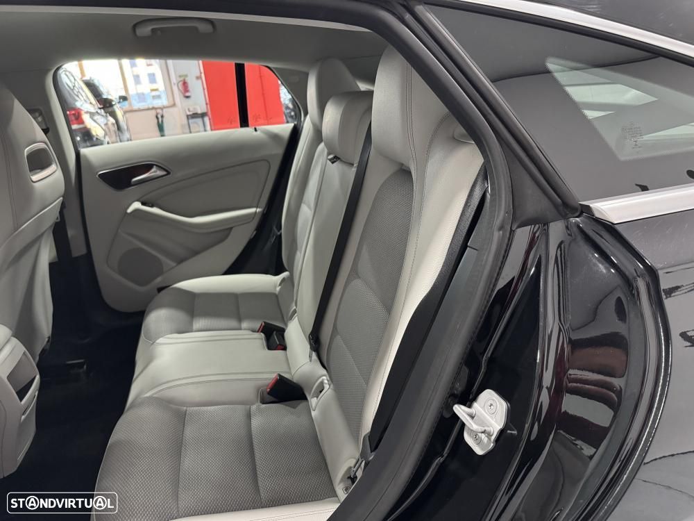 Mercedes-Benz CLA 180 d Shooting Brake Urban - 40