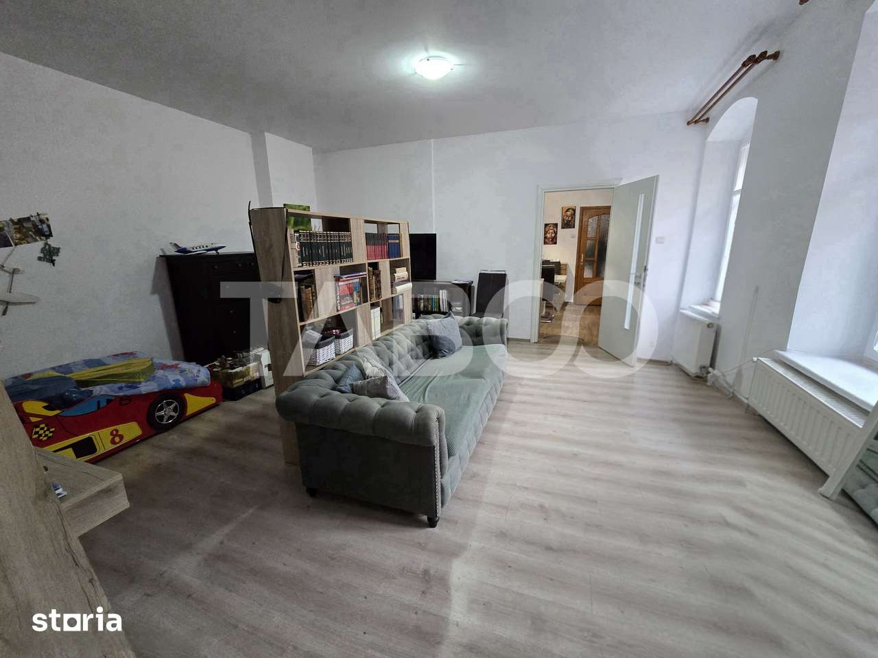 Apartament 2 camere de vanzare la etajul 1 in Centrul Istoric Sibiu — fotografia 2