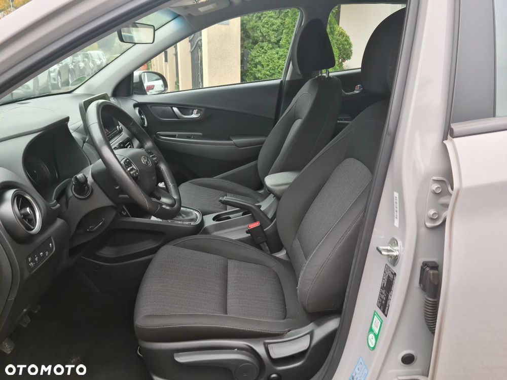 Hyundai Kona - 25