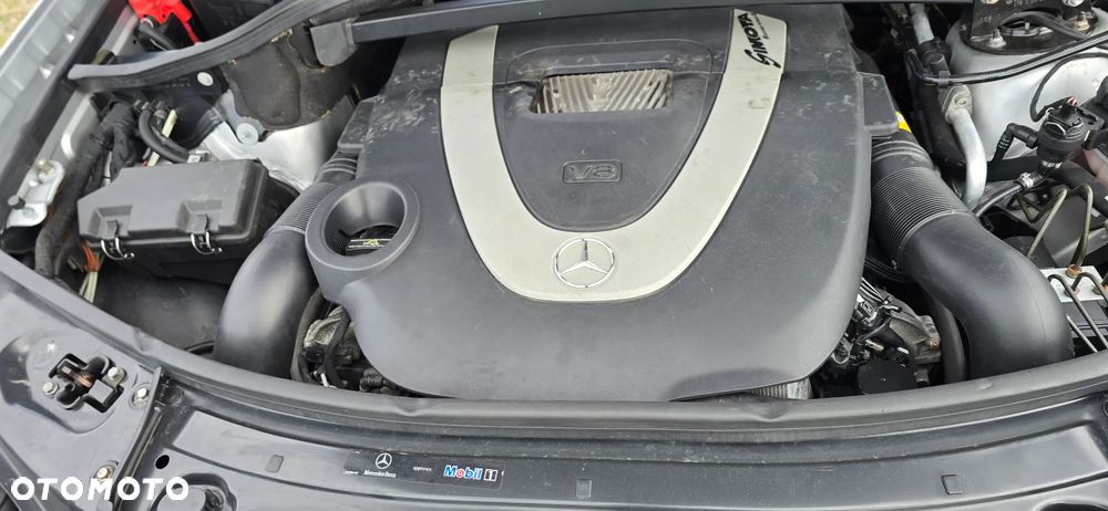 Mercedes-Benz GL 450 - 14