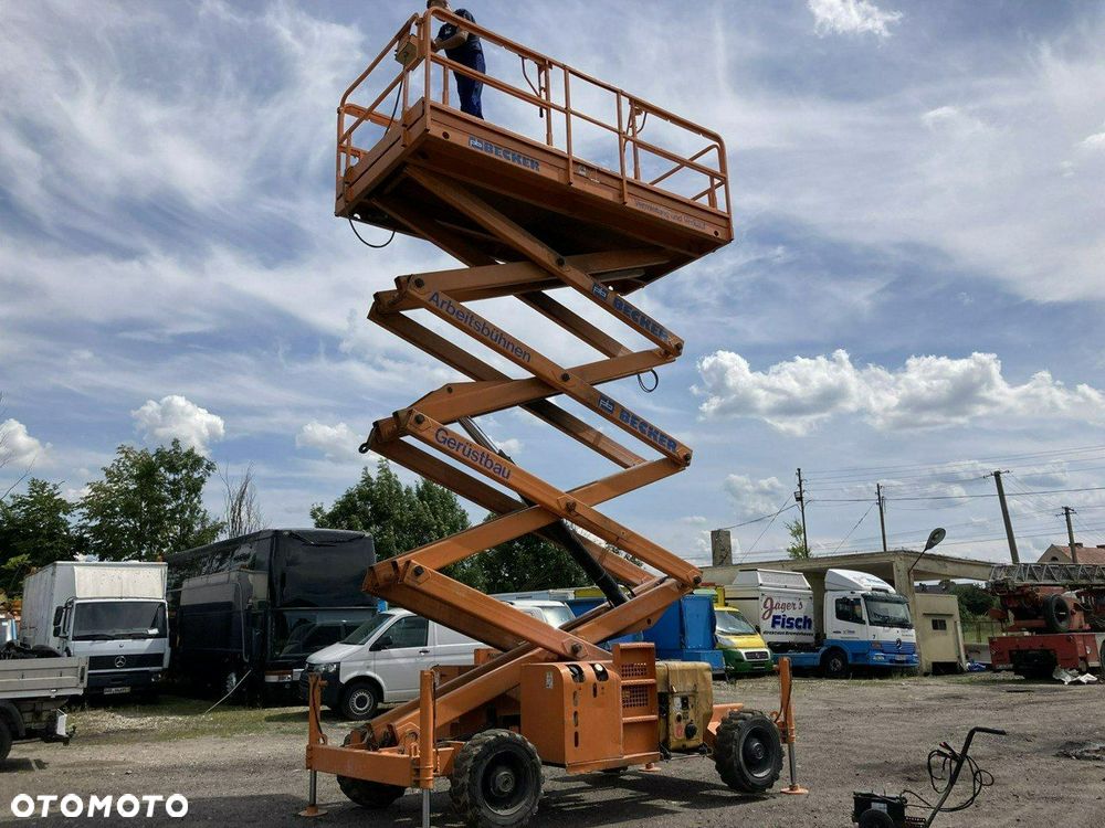 Inny Podnośnik nożycowy Haulotte H15SDX 4x4 podpory 6905 mg 15 metrów - 5