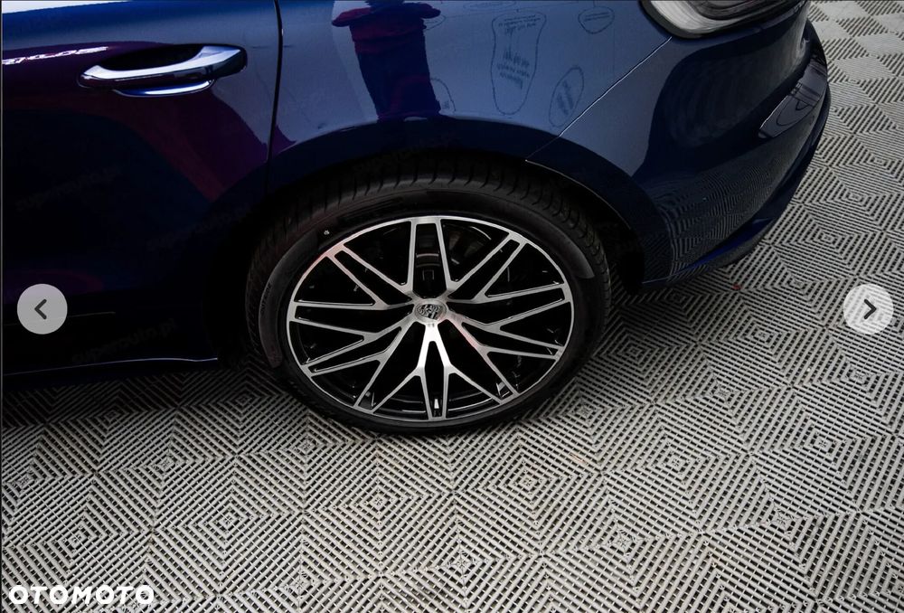 Porsche Macan T - 27