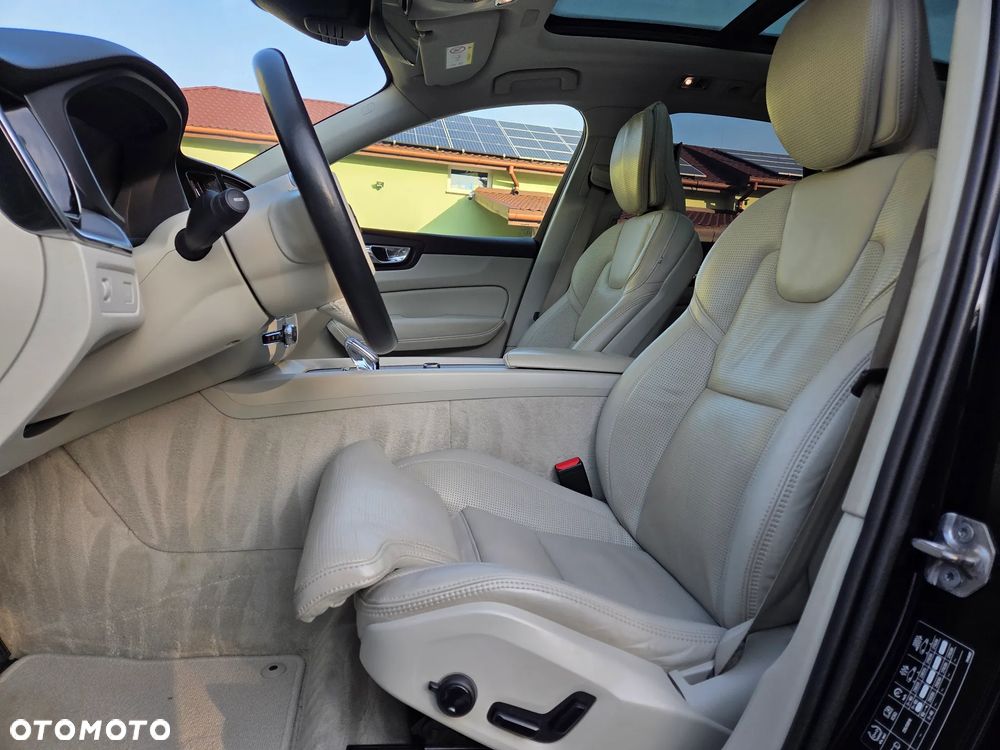 Volvo XC 60 D5 AWD Geartronic Inscription - 20