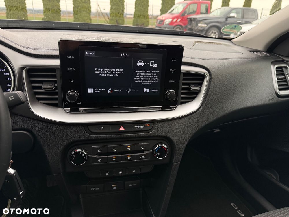 Kia Ceed 1.0 T-GDI 100 OPF Vision - 22