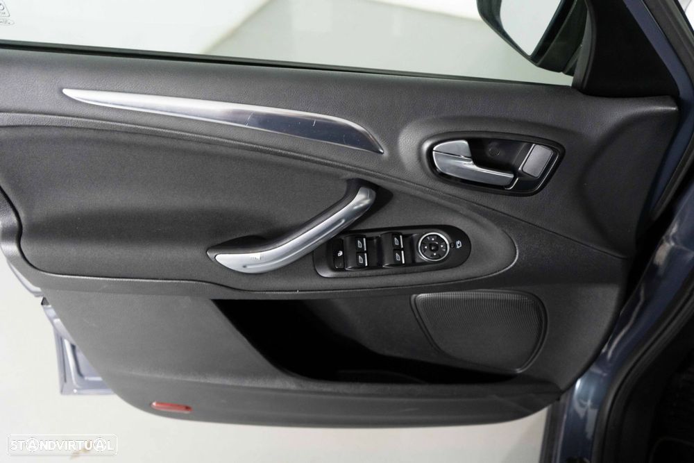 Ford S-Max 2.0 TDCi Titanium 7L Aut. - 17