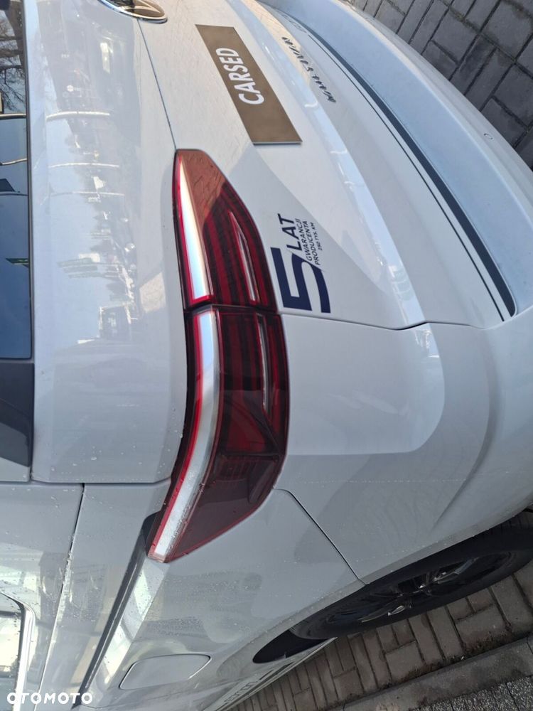 Volkswagen Multivan - 13