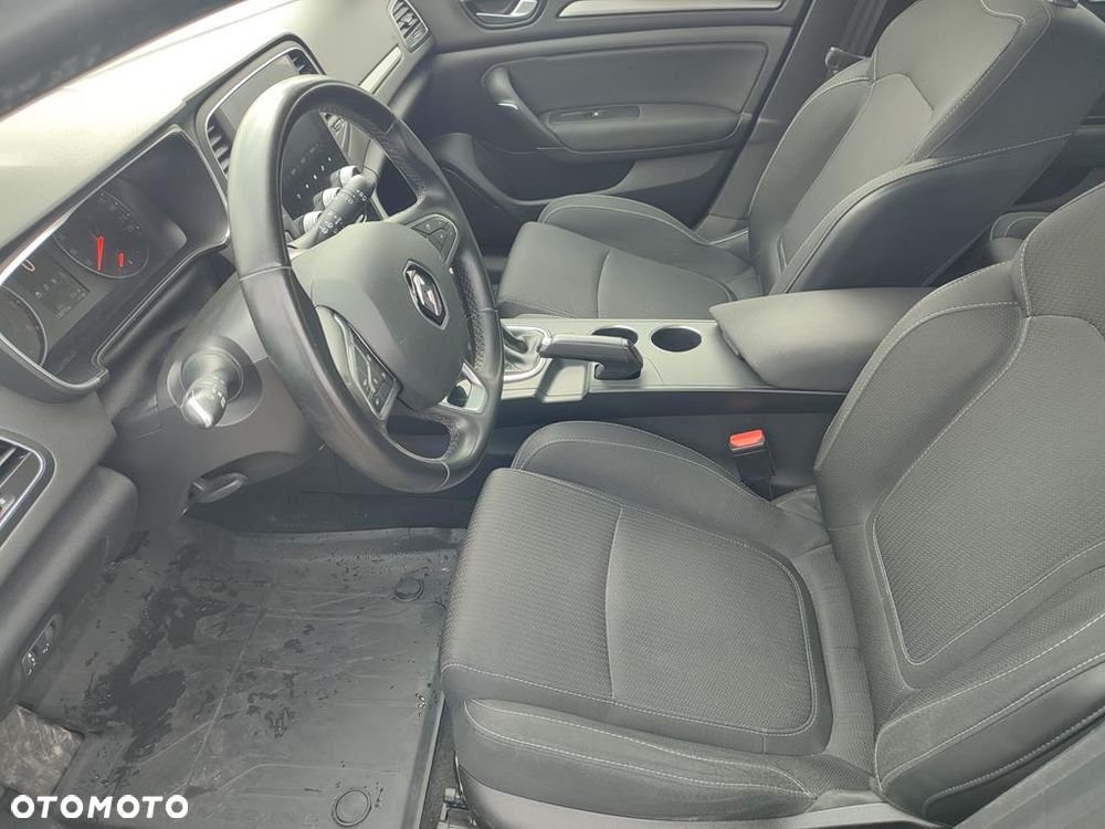 Renault Megane 1.3 TCe FAP Zen - 15