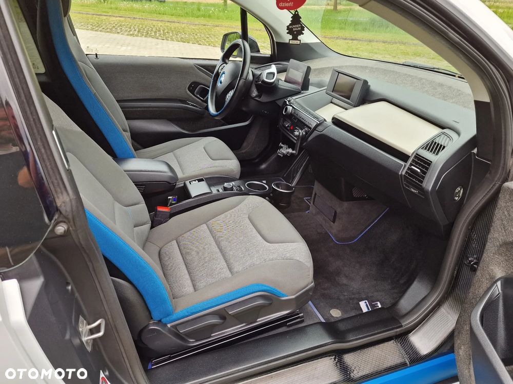 BMW i3 (60 Ah) - 15