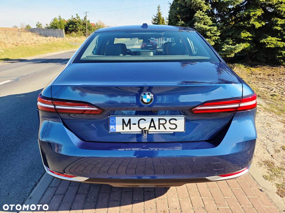 BMW Seria 5 ver-520d-mhev-m-sport - 3