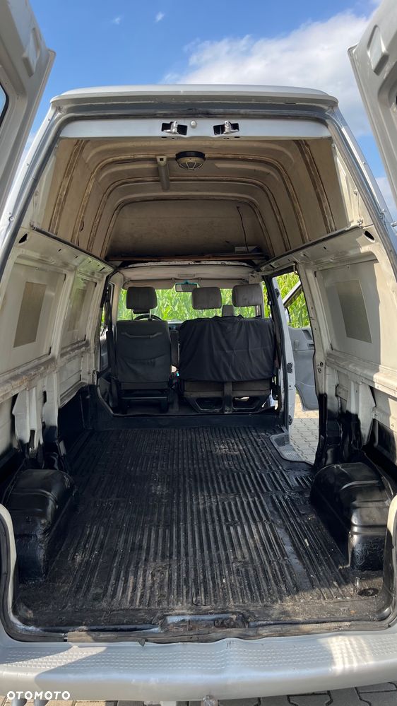 Volkswagen Transporter Standard - 13