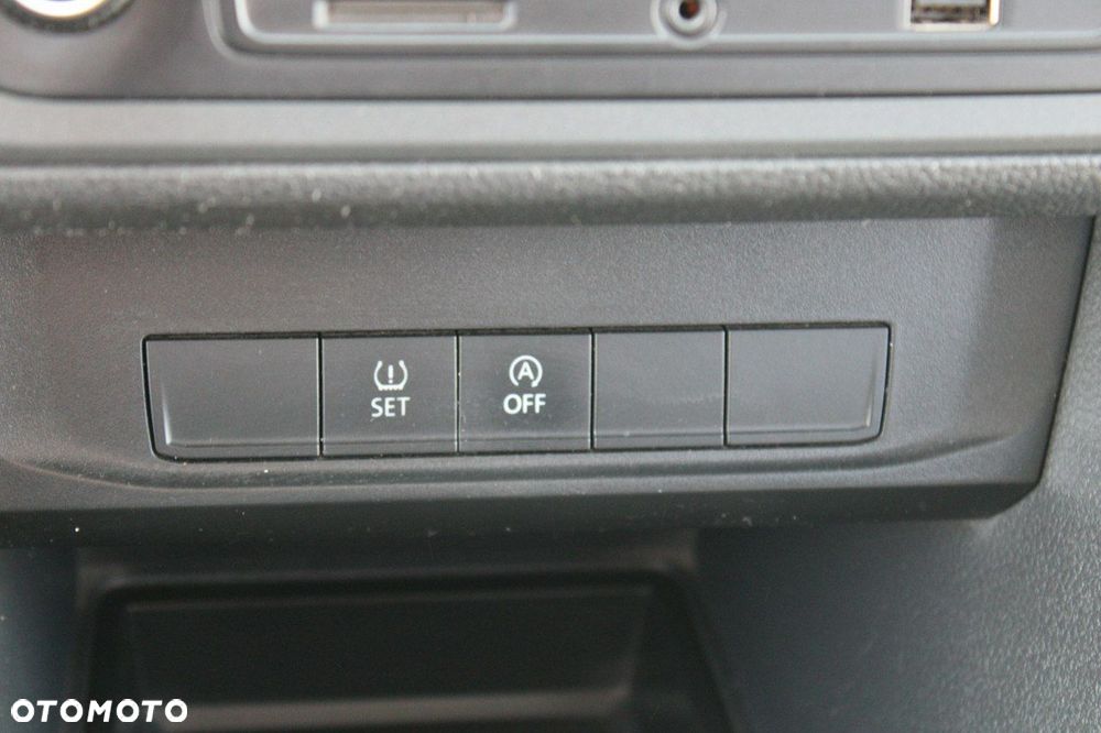 Volkswagen Caddy - 27