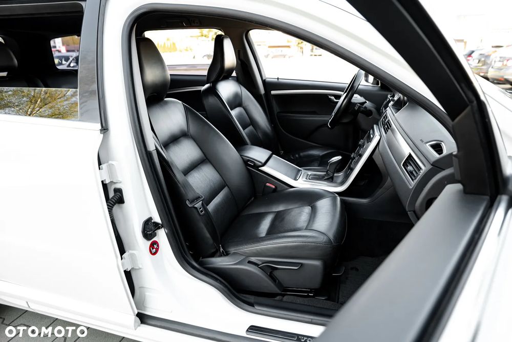 Volvo V70 D5 AWD Geartronic Edition Pro - 19