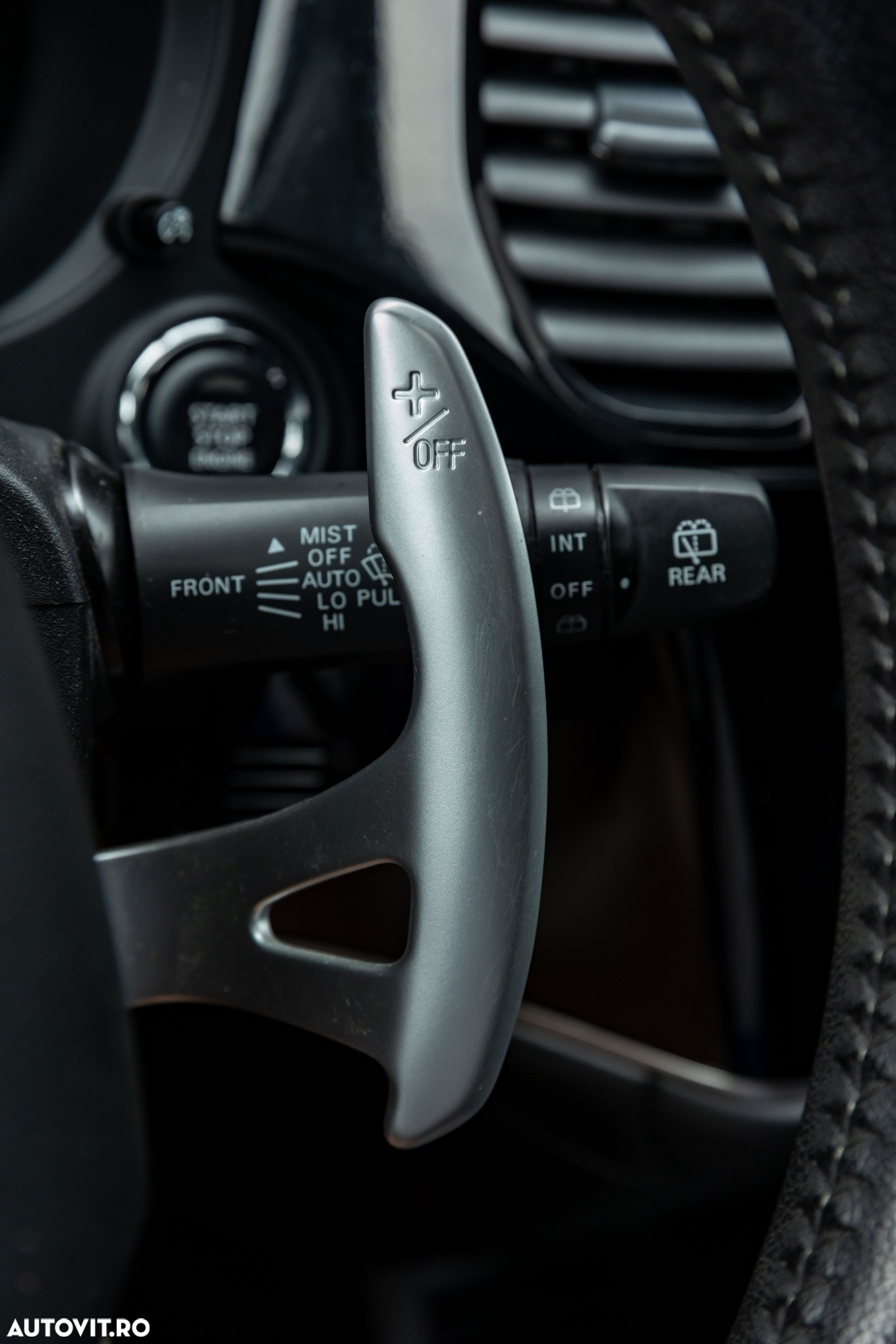 Mitsubishi Outlander 2.2 Litre 4WD DI-D Intense - 18